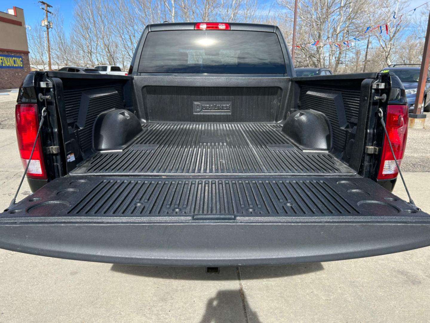 2018 Black /Black RAM 1500 Tradesman (1C6RR7ST1JS) with an 5.7L V8 OHV 16V engine, 8A transmission, located at 3030 CY Ave, Casper, WY, 82604, (307) 265-3830, 42.827816, -106.357483 - Photo#5